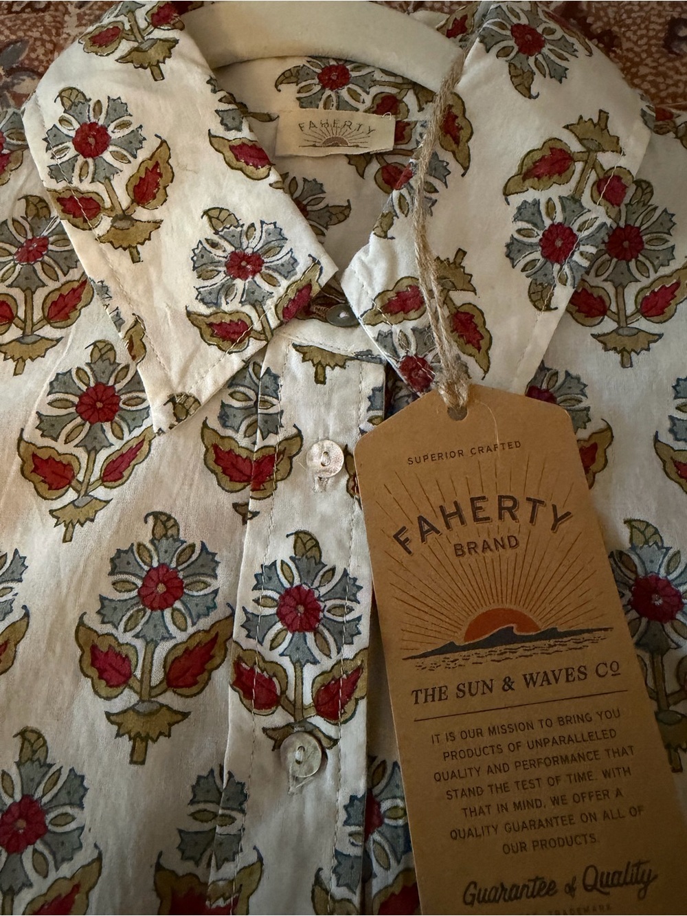 NWT Faherty Suki Blouse in Antique Bouquet. Small - Picture 7 of 11